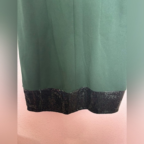 Vince Camuto Dark Hunter Green Sequin Embellished Hem Sleeveless Sheath Dress 8 - Picture 6 of 8